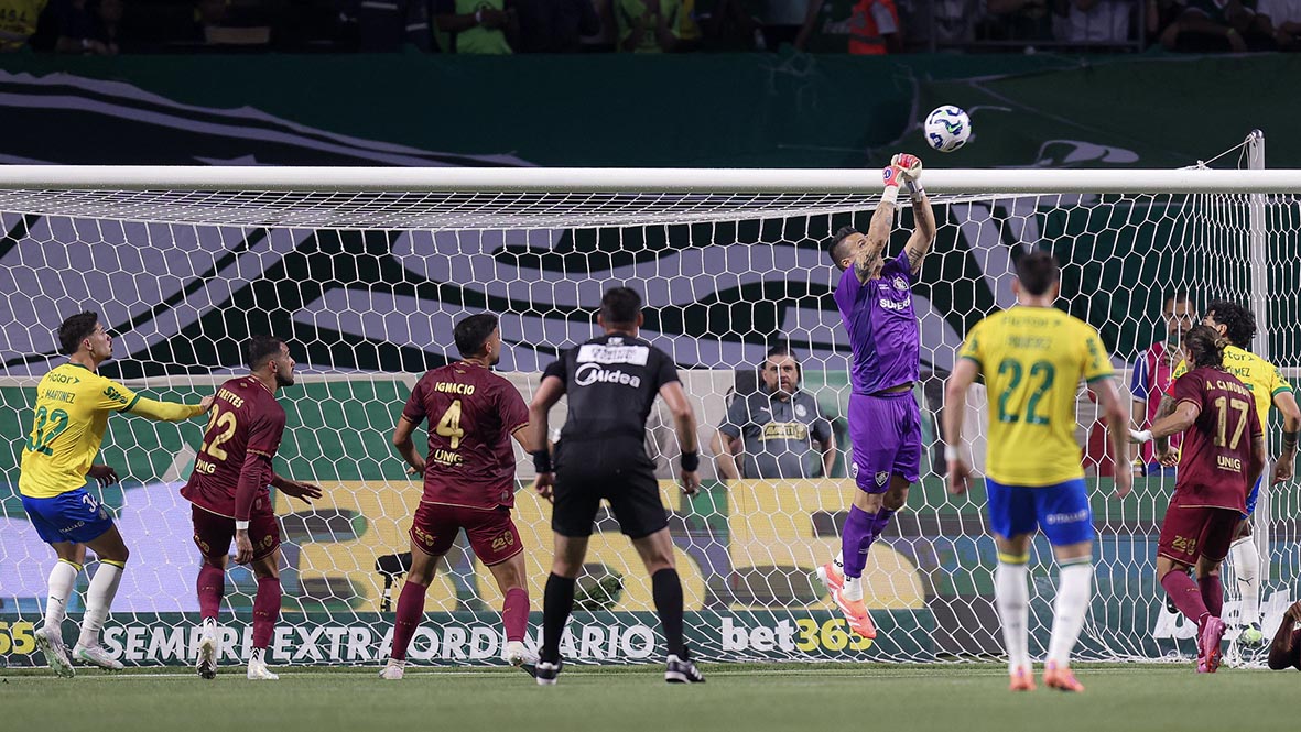 palmeiras-empata-com-fluminense-e-ve-lideranca-do-brasileirao-se-afastar