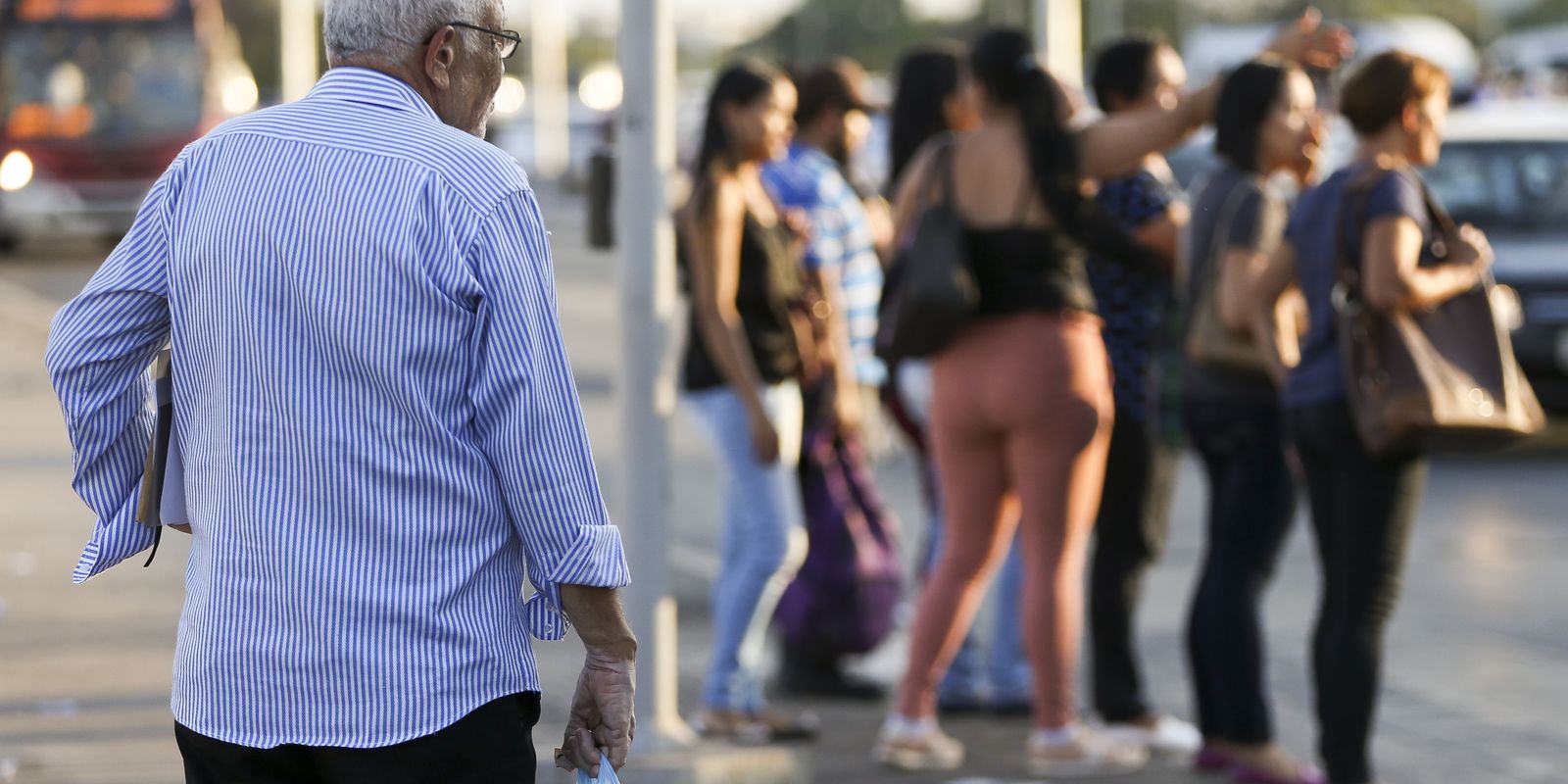 teto-de-pensionista-e-aposentado-do-inss-sobe-para-r$-8.475,55-em-2026