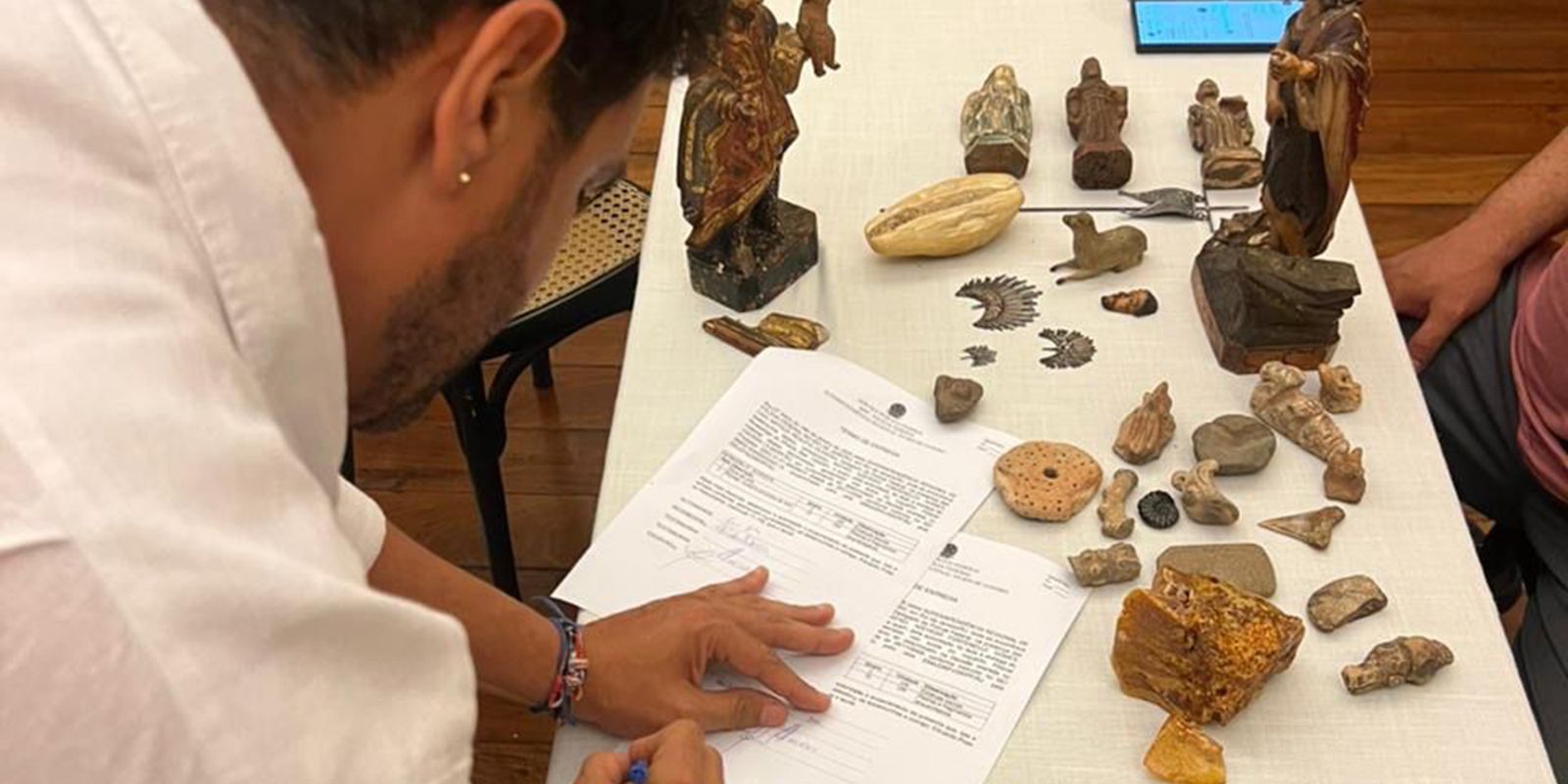 pecas-sacras-furtadas-ha-20-anos-sao-devolvidas-a-arquidiocese-do-rio
