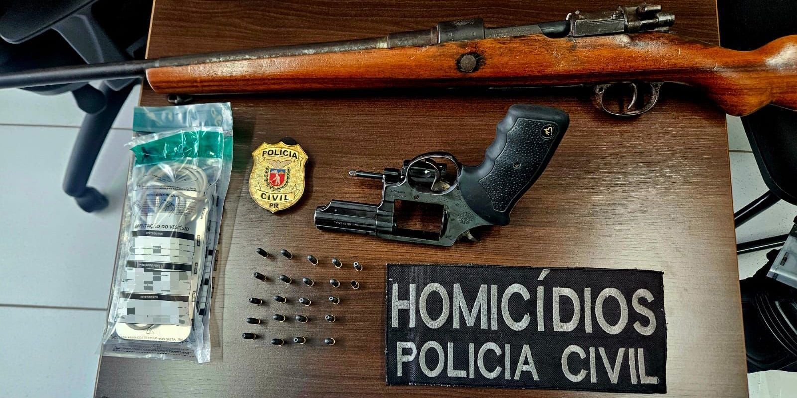 pr:-policiais-sao-presos-suspeitos-de-roubo-de-r$-15-milhoes-em-joias