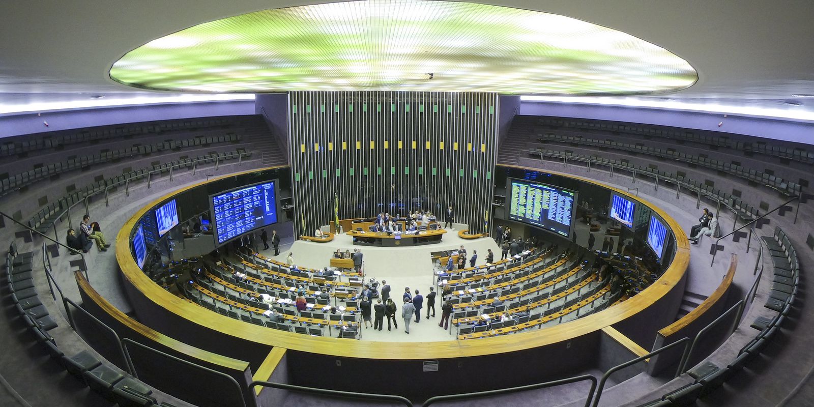 em-mensagem-ao-congresso,-lula-defende-fim-da-escala-6×1