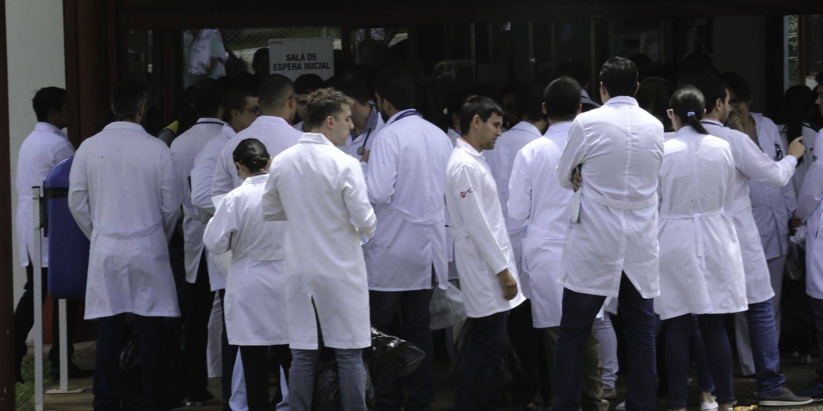 concurso-para-area-medica-de-hospitais-universitarios-sera-no-domingo