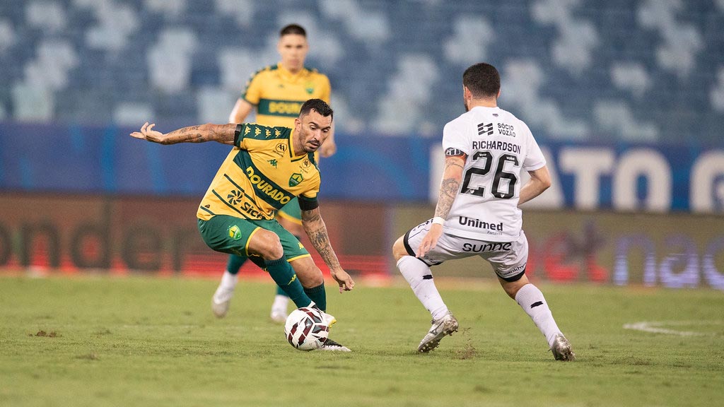 cuiaba-perde-para-o-ceara-e-ve-zona-de-rebaixamento-se-aproximar-no-brasileirao