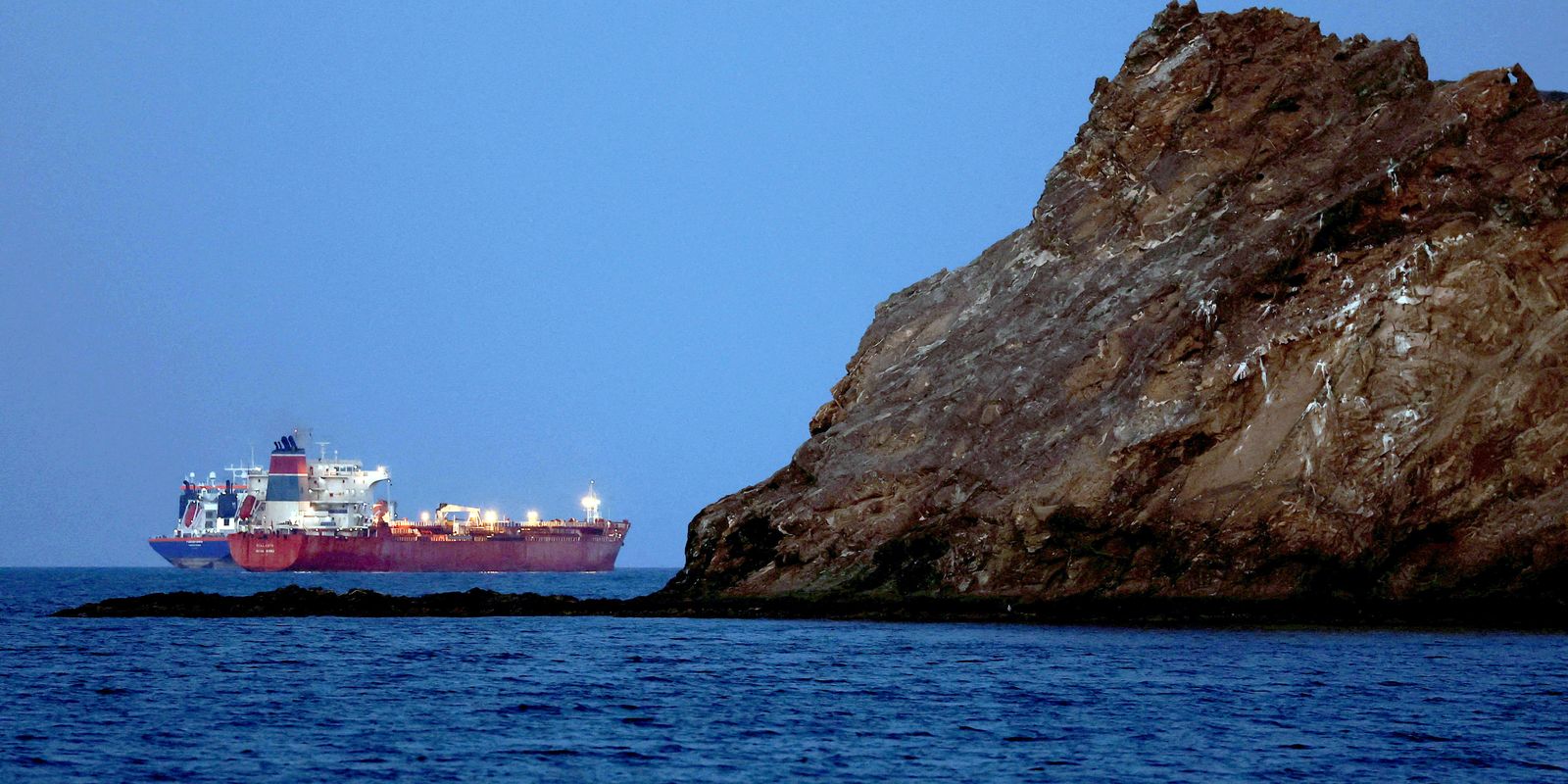 iranianos-ameacam-bloquear-comercio-maritimo-apos-cerco-naval-dos-eua