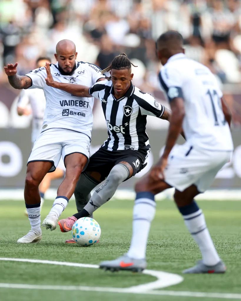 botafogo-sofre-virada-no-nilton-santos-e-perde-para-o-remo