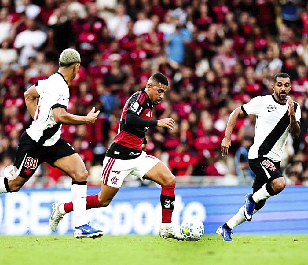 flamengo-e-vasco-empatam-em-jogo-eletrizante-com-gol-nos-acrescimos