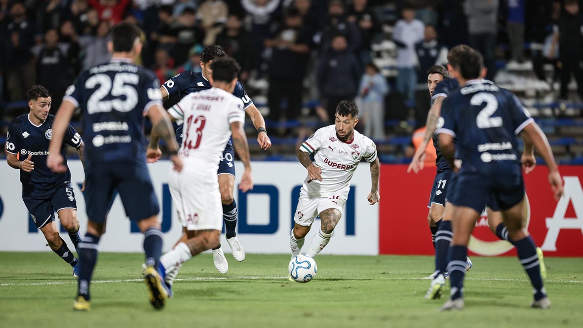 fluminense-arranca-empate-na-argentina,-mas-segue-em-situacao-delicada-na-libertadores