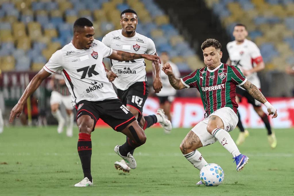 fluminense-cede-empate-ao-vitoria-no-maracana-e-amplia-jejum-de-vitorias