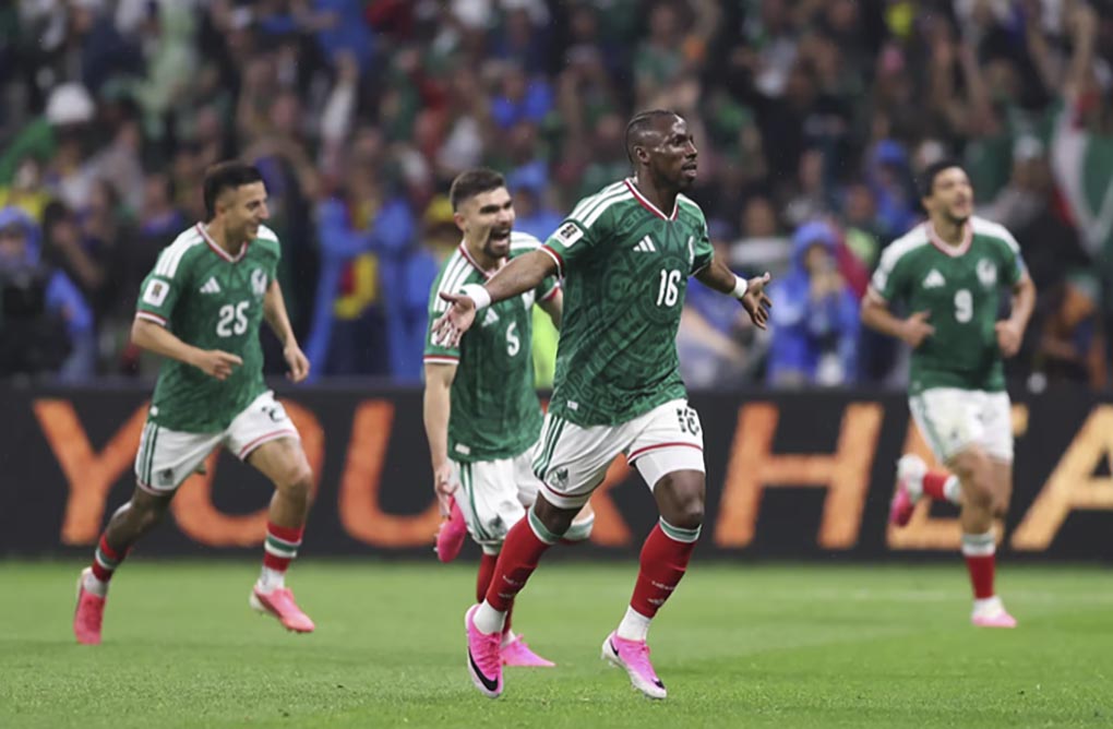 mexico-vence-equador-no-azteca-e-carimba-passaporte-para-as-oitavas-de-final