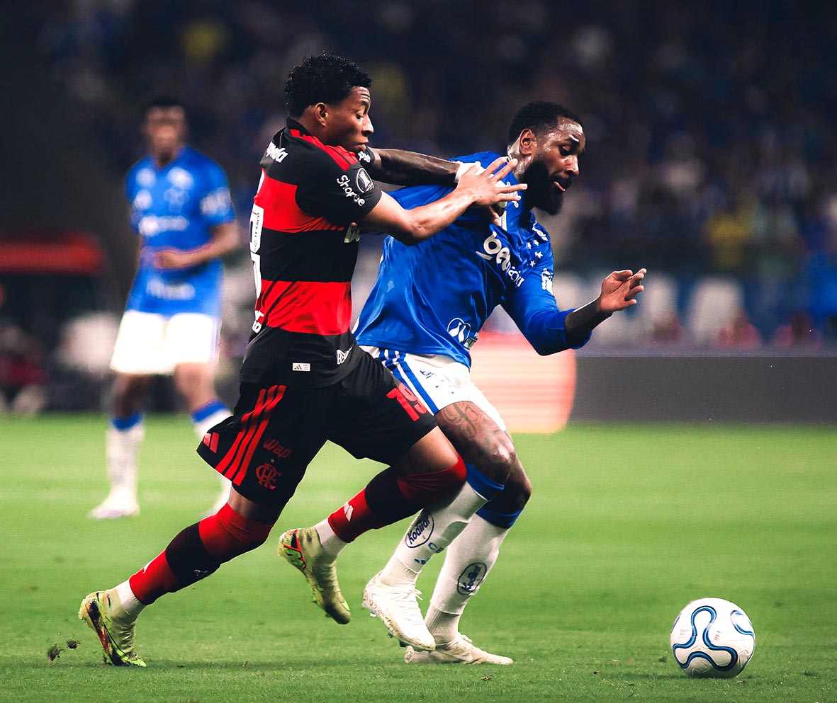 flamengo-reage-no-segundo-tempo-e-empata-com-o-cruzeiro-pela-libertadores