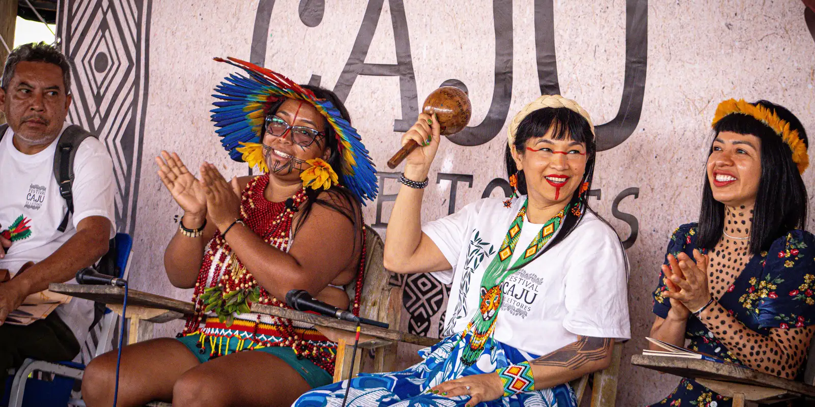 festival-caju-reforca-leitura-para-alunos-indigenas-na-ti-barra-velha